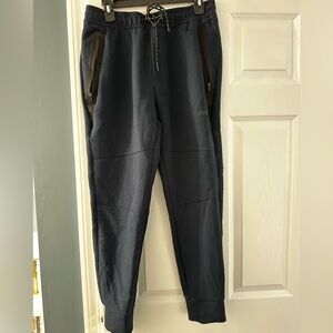 Men's American Eagle Navy and Black Jogger Pants.
